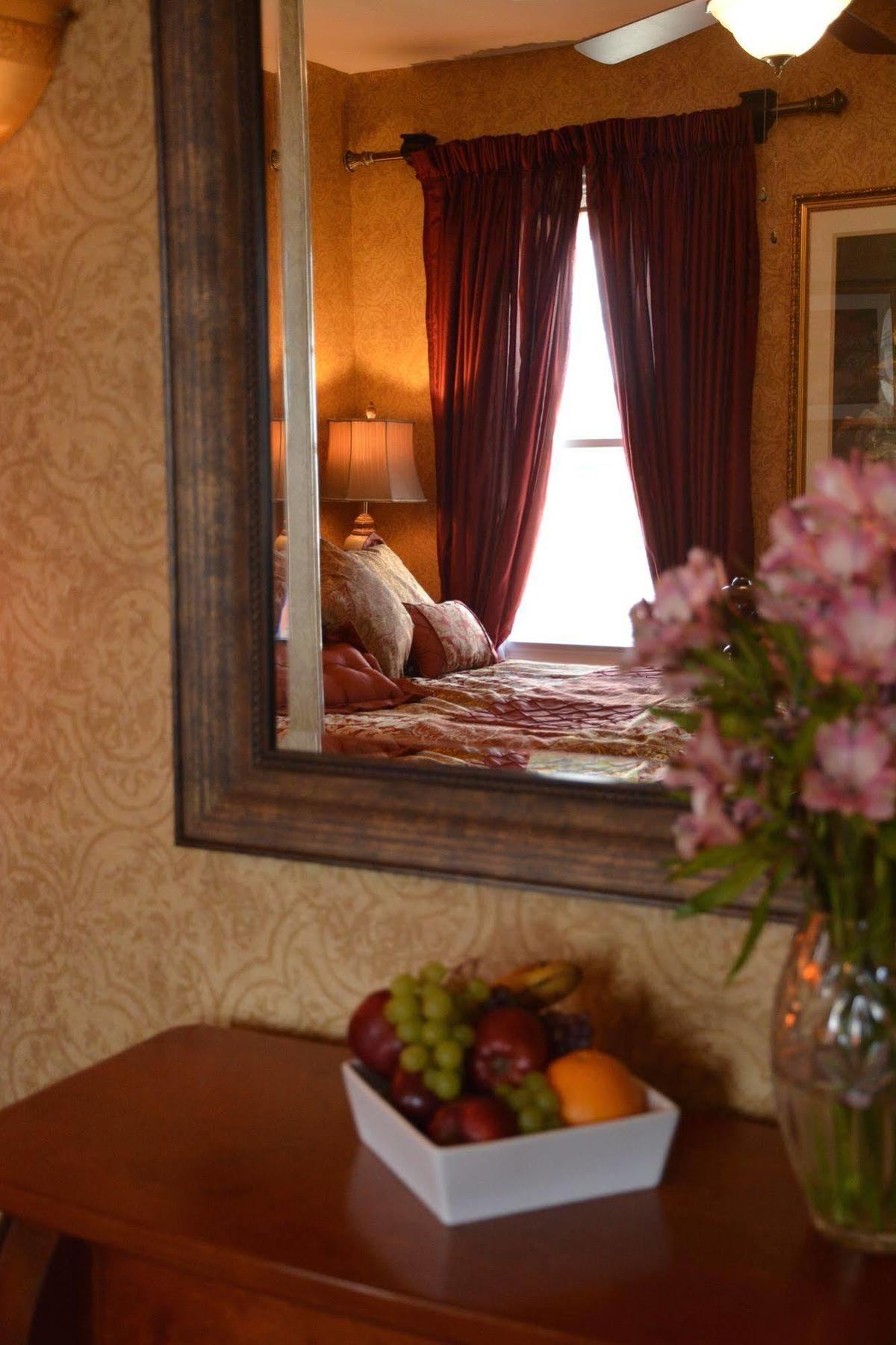 Manayunk Chambers Guest House Bala Cynwyd ภายนอก รูปภาพ