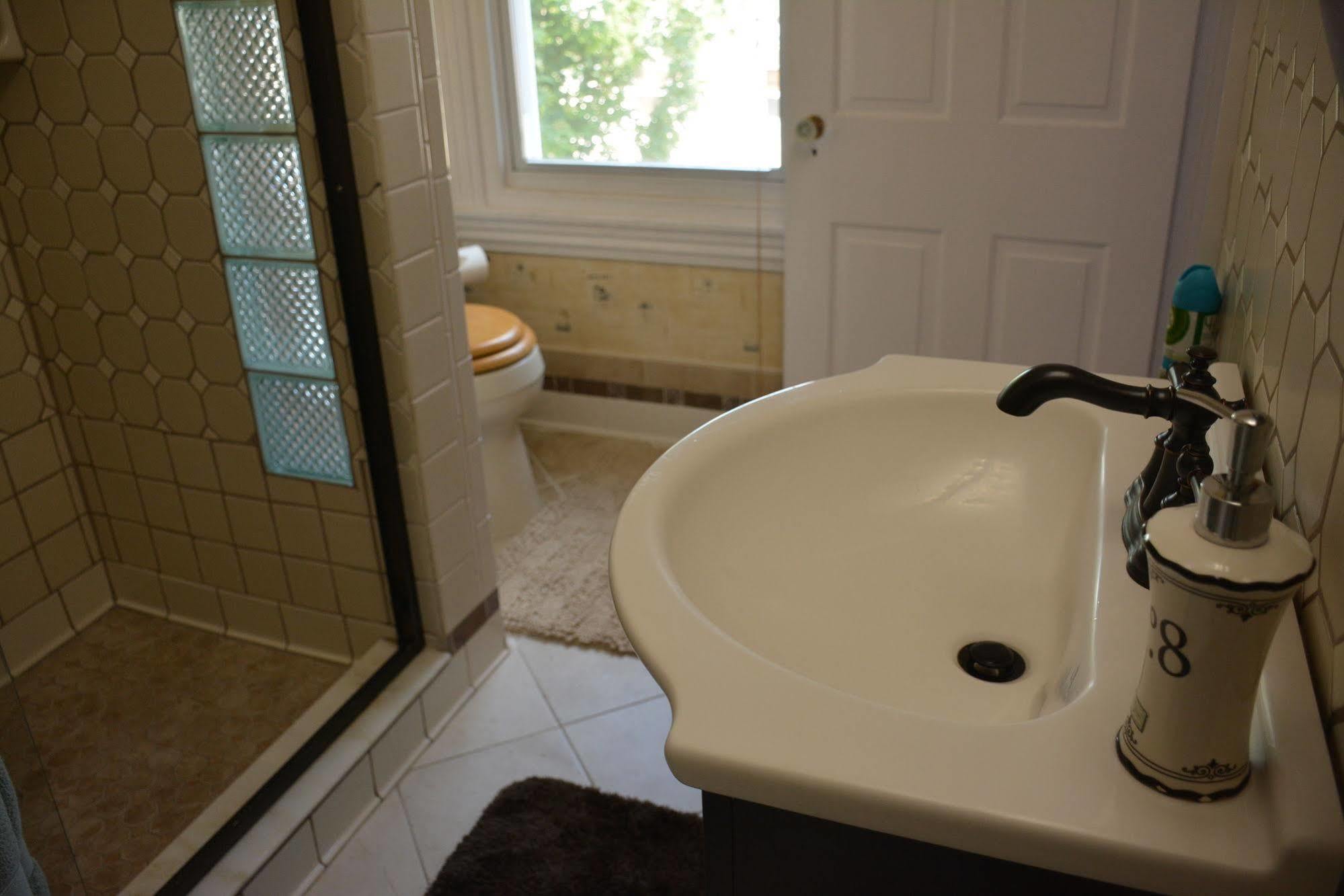 Manayunk Chambers Guest House Bala Cynwyd ภายนอก รูปภาพ